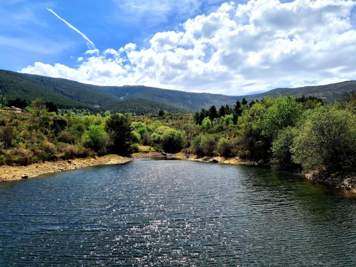 Acogedora Y Romantica Casita En La Sierra Garganta De Los Montes Esterno foto